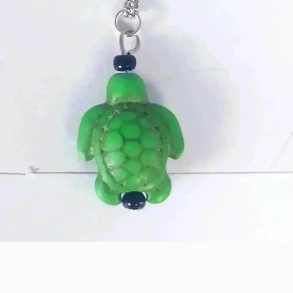 Other - Green Turtle Pendant Necklace